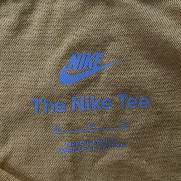 Men's Nike "The Nike Tee" - Golden Yellow, Size XL (New Without Tags) - Picture 3 of 7